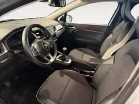 Renault Captur (2022) thumbnail 11