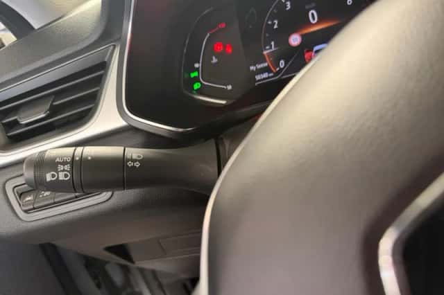 Renault Captur (2022) thumbnail 15