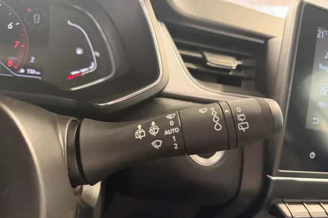 Renault Captur (2022) thumbnail 19