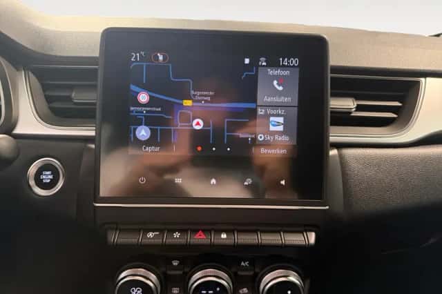 Renault Captur (2022) thumbnail 22