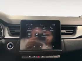 Renault Captur (2022) thumbnail 25