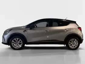Renault Captur (2022) thumbnail 4