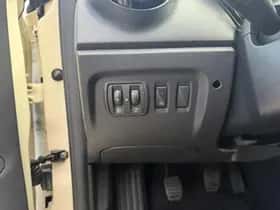 Renault Captur (2016) thumbnail 14