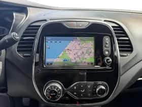 Renault Captur (2016) thumbnail 23