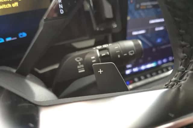 Renault Austral (2025) thumbnail 12