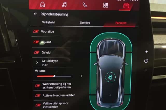 Renault Austral (2025) thumbnail 17