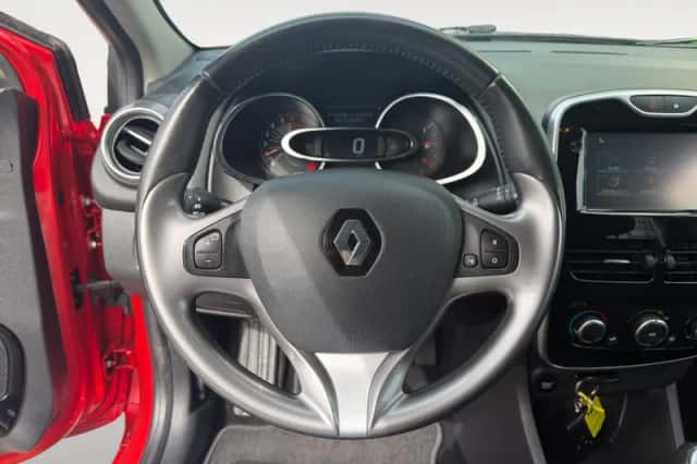 Renault Clio (2016) thumbnail 14