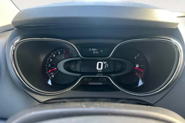 Renault Captur (2017) thumbnail 18