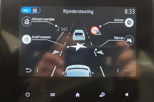 Renault Clio (2024) thumbnail 12