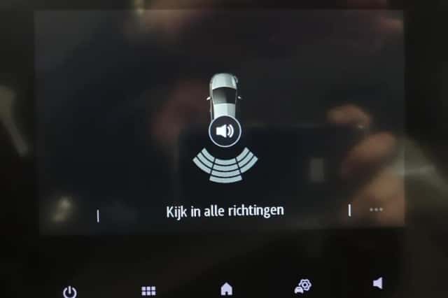 Renault Clio (2024) thumbnail 13