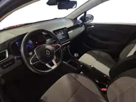 Renault Clio (2024) thumbnail 18