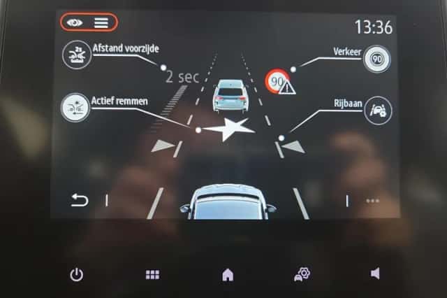 Renault Clio (2024) thumbnail 12