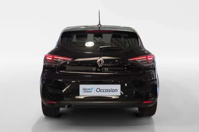 Renault Clio (2024) thumbnail 5