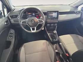 Renault Clio (2024) thumbnail 7