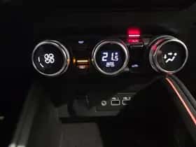 Renault Clio (2024) thumbnail 18