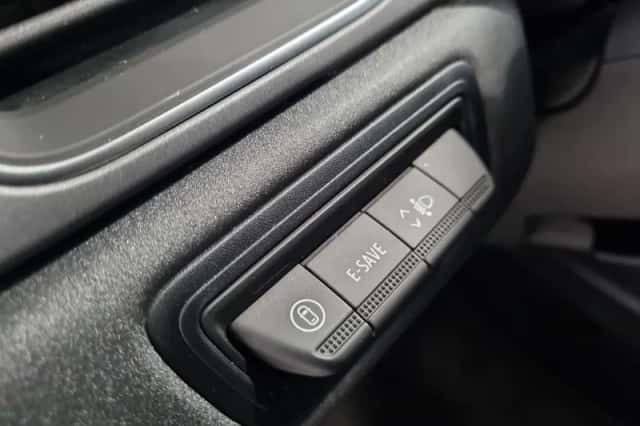 Renault Captur (2024) thumbnail 20