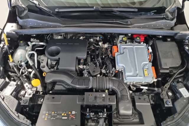 Renault Captur (2024) thumbnail 31