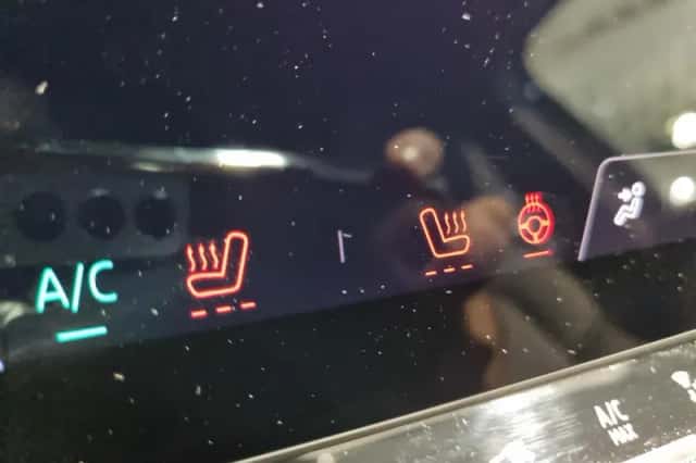 Renault Captur (2024) thumbnail 10