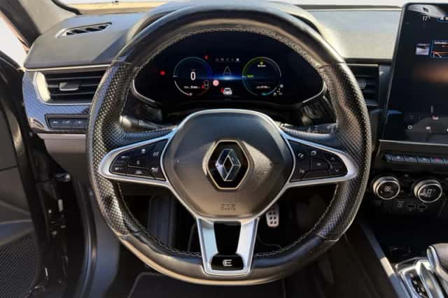 Renault Arkana (2023) thumbnail 16