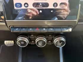 Renault Arkana (2023) thumbnail 28