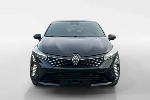 Renault Clio (2024) thumbnail 2