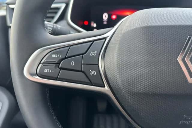 Renault Clio (2024) thumbnail 17