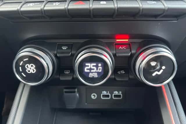 Renault Clio (2024) thumbnail 29
