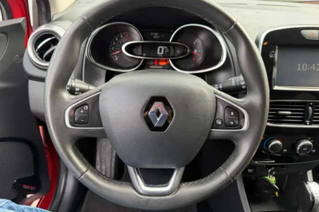 Renault Clio (2018) thumbnail 15
