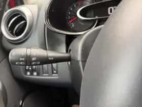 Renault Clio (2018) thumbnail 16