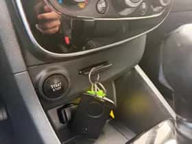 Renault Clio (2018) thumbnail 27