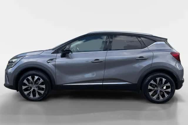 Renault Captur (2023) thumbnail 4