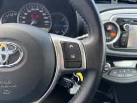 Toyota Yaris (2013) thumbnail 20