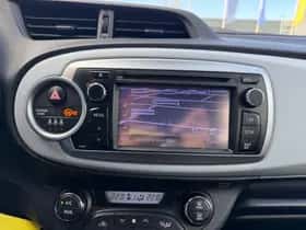 Toyota Yaris (2013) thumbnail 30