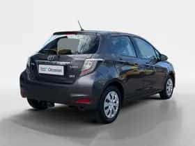 Toyota Yaris (2013) thumbnail 6