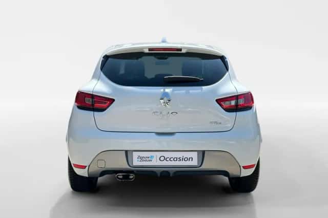 Renault Clio (2016) thumbnail 6