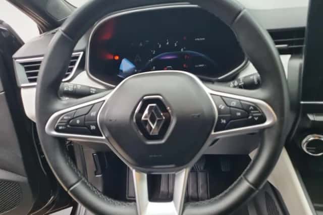 Renault Clio (2023) thumbnail 8
