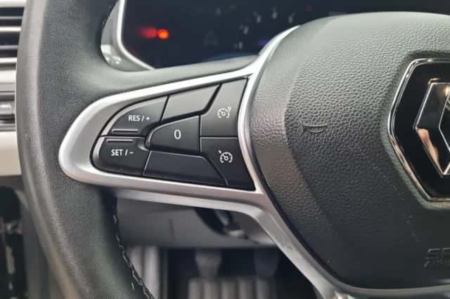 Renault Clio (2023) thumbnail 9