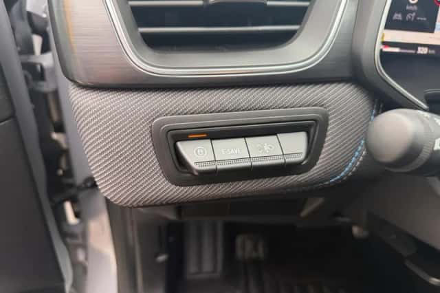 Renault Captur (2025) thumbnail 14
