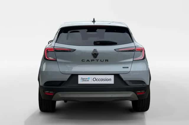 Renault Captur (2025) thumbnail 6