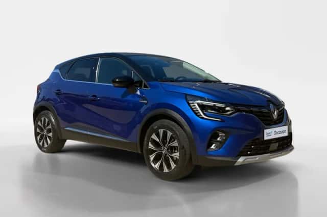 Renault Captur (2023) thumbnail 3