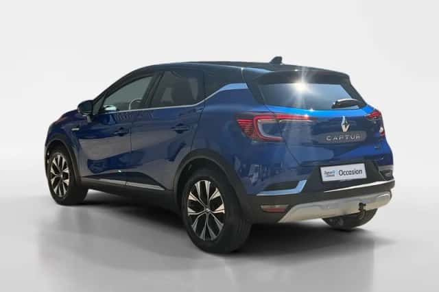 Renault Captur (2023) thumbnail 5