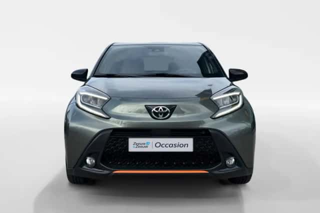 Toyota Aygo (2022) thumbnail 2