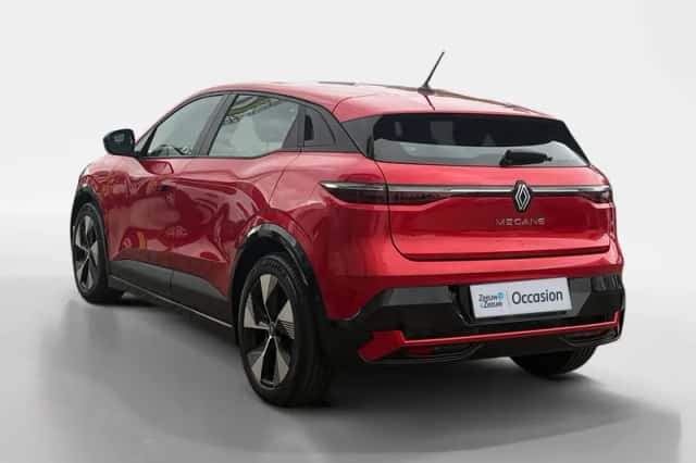 Renault Mégane E-Tech (2024) thumbnail 4