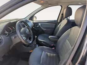 Dacia Duster (2017) thumbnail 13