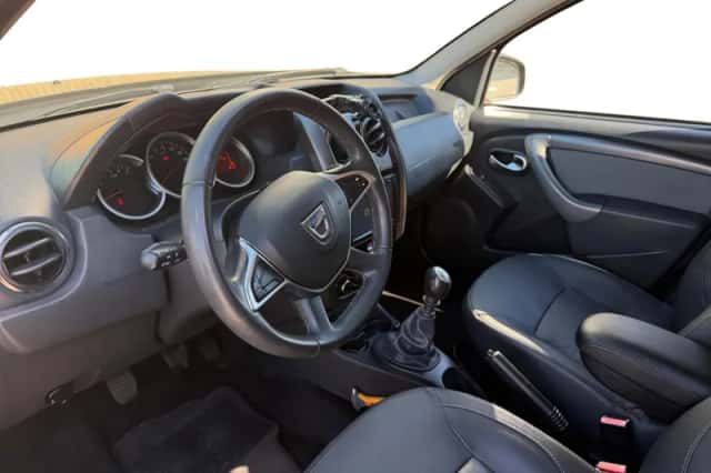 Dacia Duster (2017) thumbnail 14