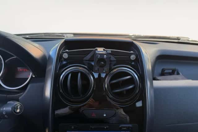 Dacia Duster (2017) thumbnail 23