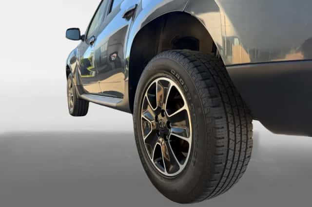 Dacia Duster (2017) thumbnail 9