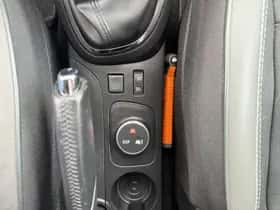 Renault Captur (2015) thumbnail 29