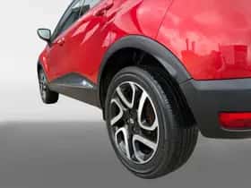 Renault Captur (2015) thumbnail 8