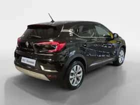 Renault Captur (2022) thumbnail 4